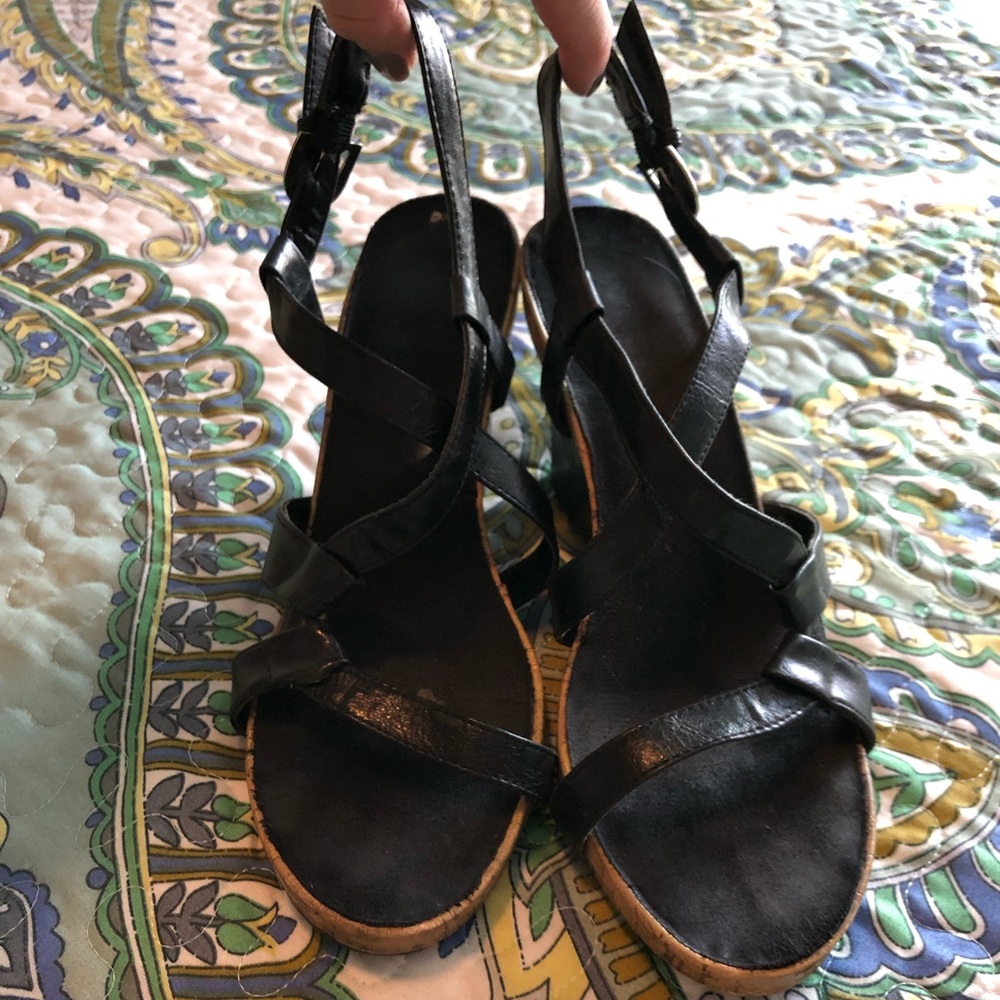 Black strappy wedges